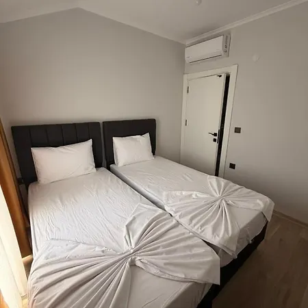 Okurcalar 126 M Havuzlu Iki Yatak Odali Alanya