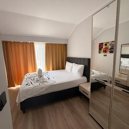 Okurcalar 126 M Havuzlu Iki Yatak Odali Appartement *
