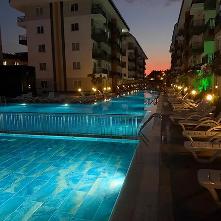 Okurcalar 126 M Havuzlu Iki Yatak Odali Alanya