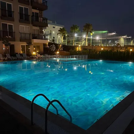 Appartement Okurcalar 126 M Havuzlu Iki Yatak Odali Alanya