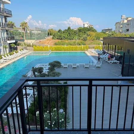 Appartement Okurcalar 126 M Havuzlu Iki Yatak Odali