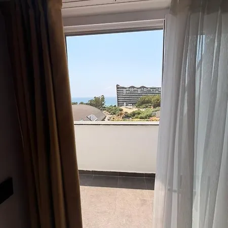 Okurcalar 126 M Havuzlu Iki Yatak Odali Appartement Alanya